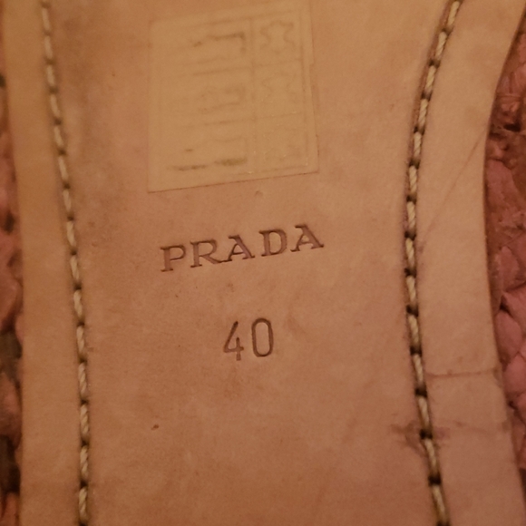 Prada flats - Picture 4 of 7